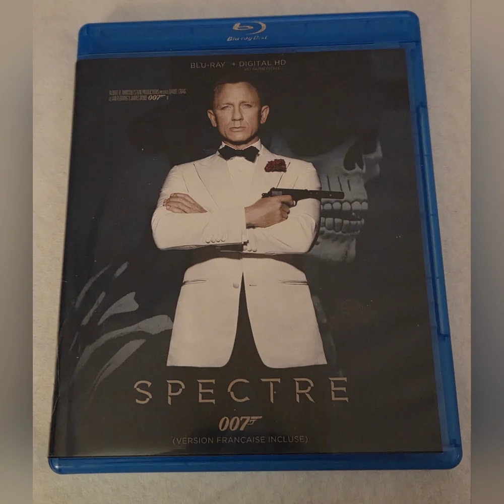Daniel Craig 007 DVDs & Blu-ray Collection - Picture 14 of 16
